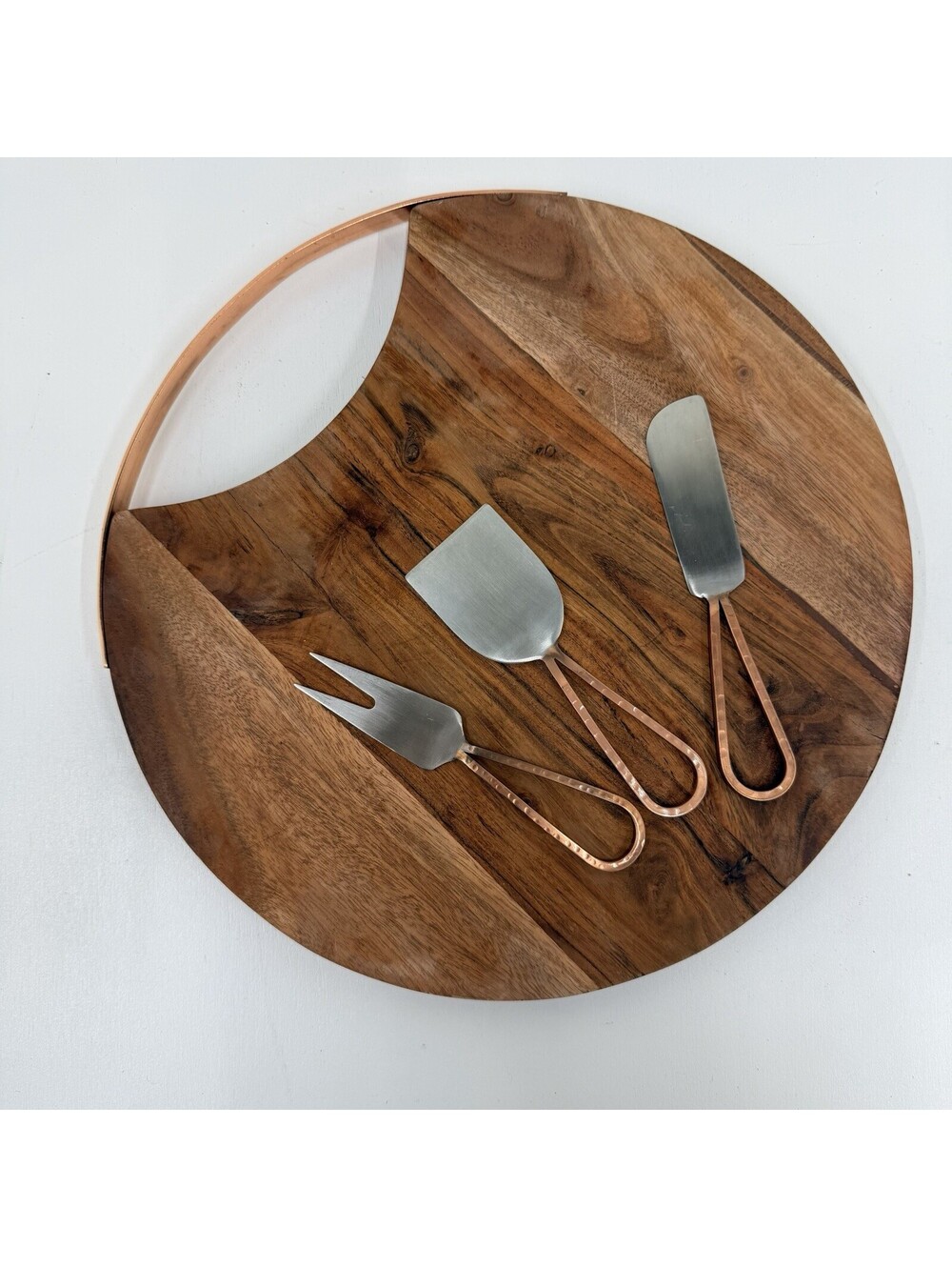 Round Acacia Wood Cheese Board Copper Handle Charcuterie Serving Cheese Knives